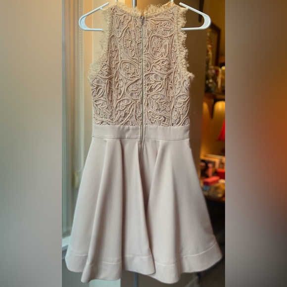 Mini Powder Pink Embroidered Lace Honey Dress in S - Picture 2 of 4